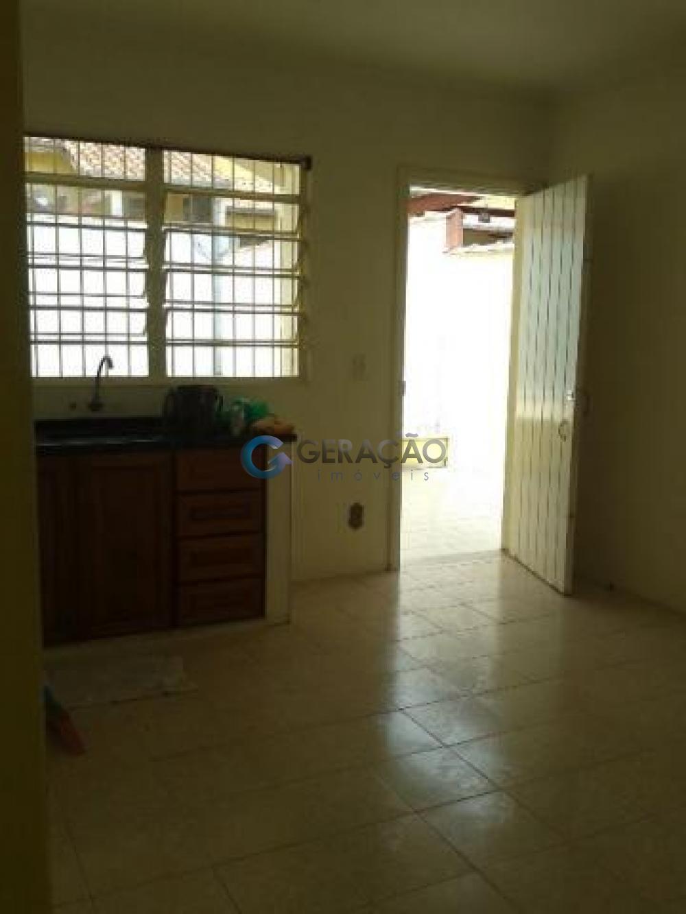 Comprar Casa / Padrão em São José dos Campos apenas R$ 450.000,00 - Foto 17 Comprar Casa / Padrão em São José dos Campos apenas R$ 450.000,00 - Foto 17