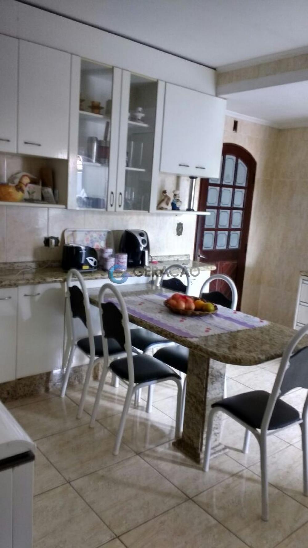 Comprar Casa / Padrão em São José dos Campos apenas R$ 550.000,00 - Foto 7 Comprar Casa / Padrão em São José dos Campos apenas R$ 550.000,00 - Foto 7