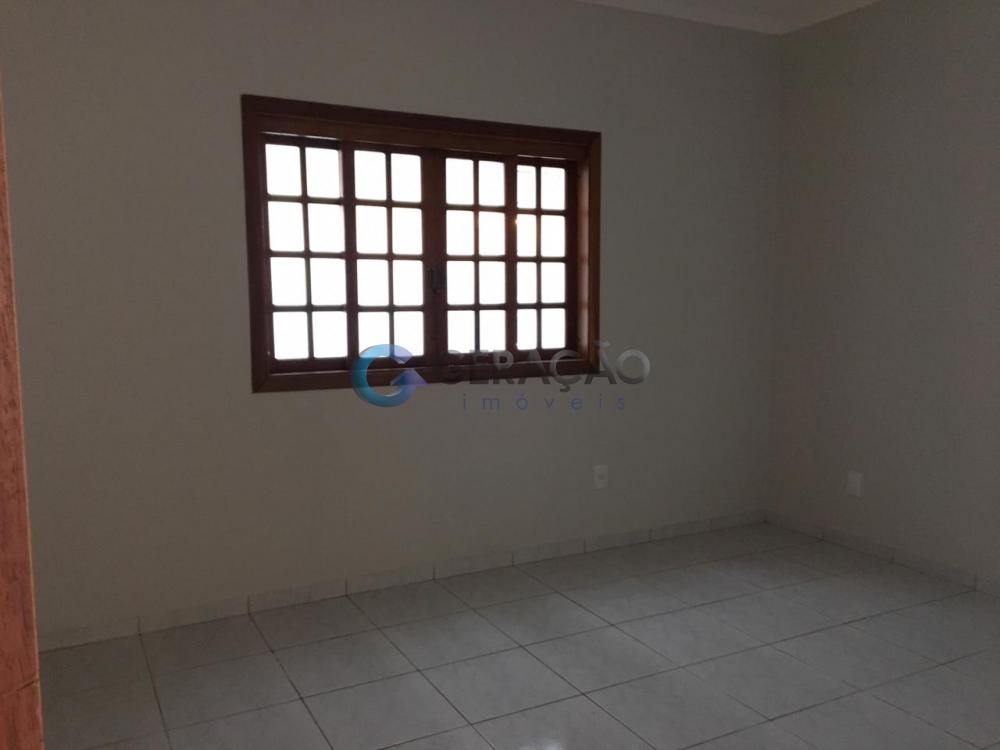 Comprar Casa / Padrão em São José dos Campos apenas R$ 550.000,00 - Foto 3 Comprar Casa / Padrão em São José dos Campos apenas R$ 550.000,00 - Foto 3