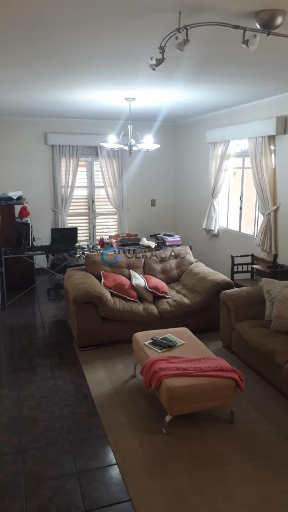 Comprar Casa / Sobrado em São José dos Campos apenas R$ 850.000,00 - Foto 13 Comprar Casa / Sobrado em São José dos Campos apenas R$ 850.000,00 - Foto 13