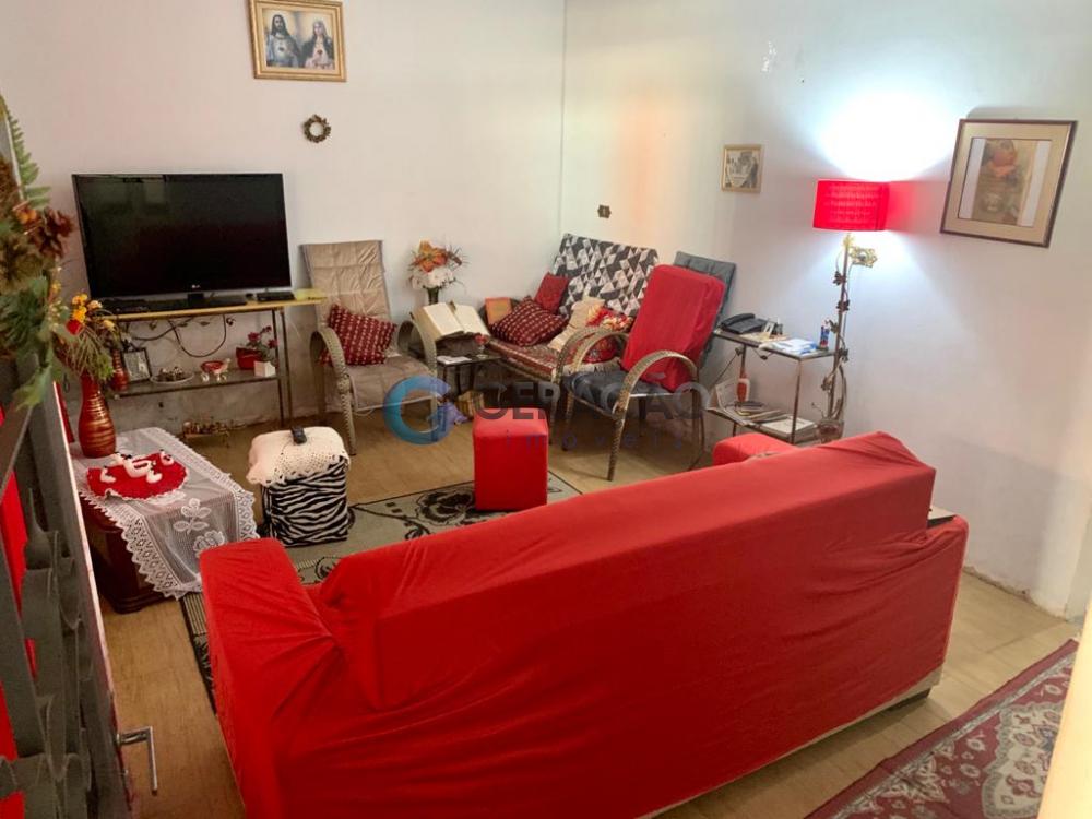 Comprar Casa / Padrão em São José dos Campos apenas R$ 450.000,00 - Foto 1 Comprar Casa / Padrão em São José dos Campos apenas R$ 450.000,00 - Foto 1