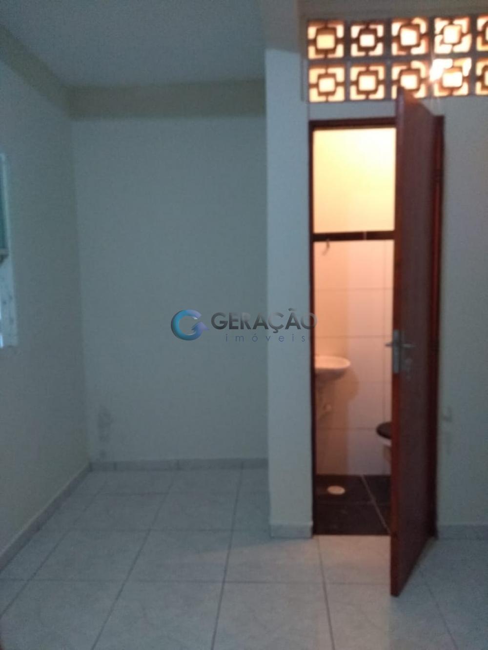 Alugar Casa / Padrão em São José dos Campos apenas R$ 1.050,00 - Foto 9 Alugar Casa / Padrão em São José dos Campos apenas R$ 1.050,00 - Foto 9
