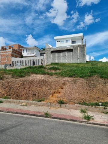 Terreno em condomínio fechado para venda de 450,00m² no Urbanova