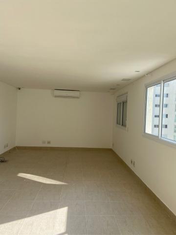 Apartamento de 03 Dorm. e 03 Suítes - 190,00m² na Vila Adyanna