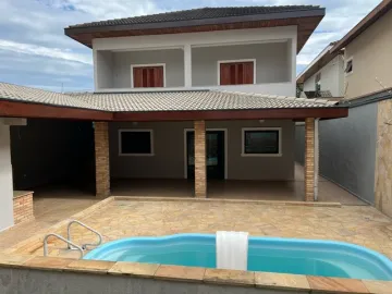 Casa/sobrado para venda com 03 Dorm. 01 suíte e piscina - 320m² no Jardim Paraíso.