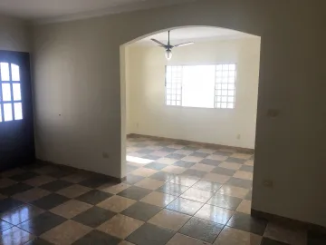 Casa térrea para venda com 03 dorms e edícula - 131m² no Jardim das Industrias