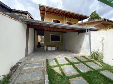 Casa para venda com 2 suítes e 2 garagens - 90m² no jardim das Industrias