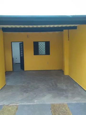 Casa para locação com 2 quartos e 2 vagas de garagem com 80m² - Jardim Maringá