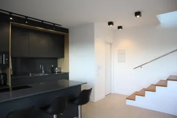 Apartamento/Duplex para VENDA com 1 quarto e 2 vagas de garagem com 95m² - Jardim Aquarius