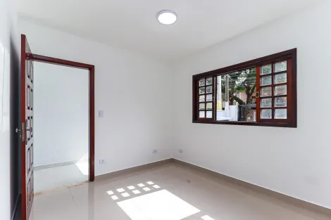 Casa a venda no bairro Jardim da Industrias com 2 quartos e 4 vagas de garagem com 100m²