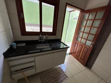 Casa térrea para venda com 3 dormitórios sendo 1 suíte - Jardim das Industrias - São José dos Campos SP