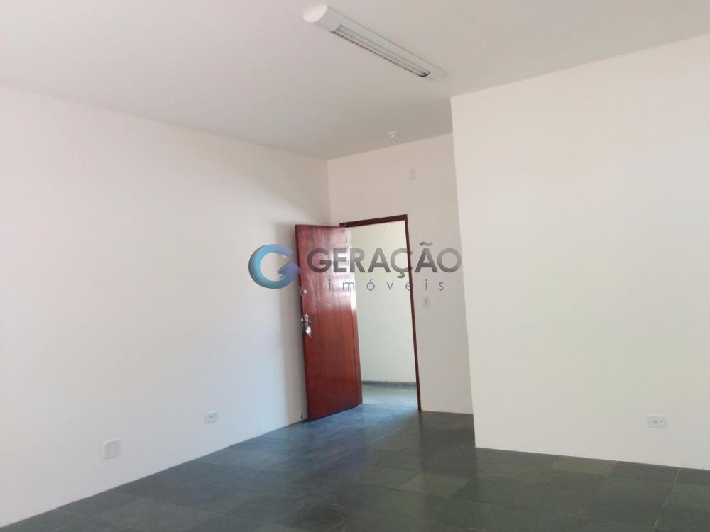 Alugar Comercial / Sala em São José dos Campos R$ 900,00 - Foto 3