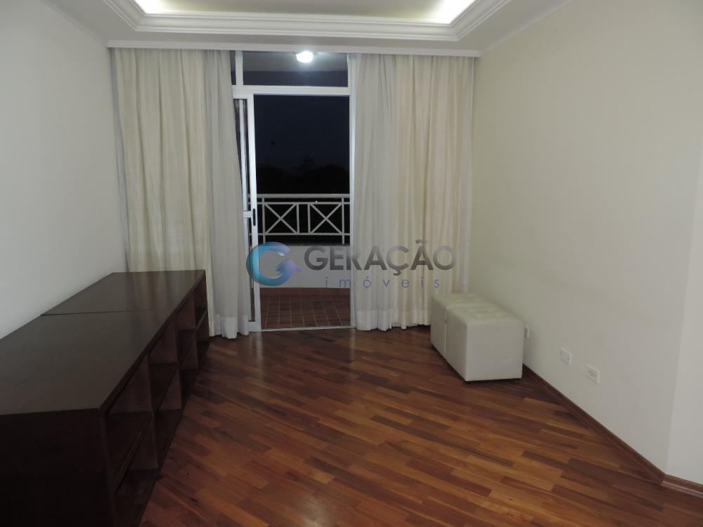 Alugar Apartamento / Padrão em São José dos Campos R$ 1.600,00 - Foto 4