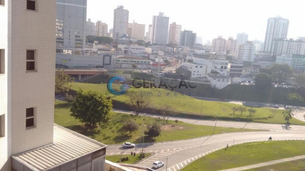 Alugar Apartamento / Padrão em São José dos Campos R$ 2.100,00 - Foto 1