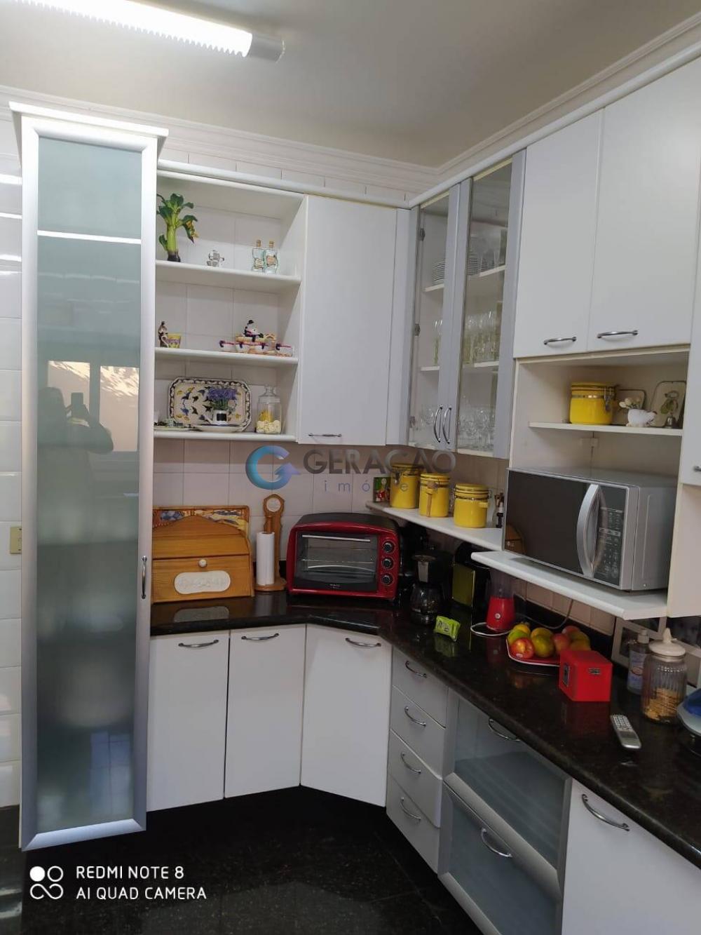 Comprar Casa / Condomínio em São José dos Campos R$ 2.040.000,00 - Foto 9 Comprar Casa / Condomínio em São José dos Campos R$ 2.040.000,00 - Foto 9