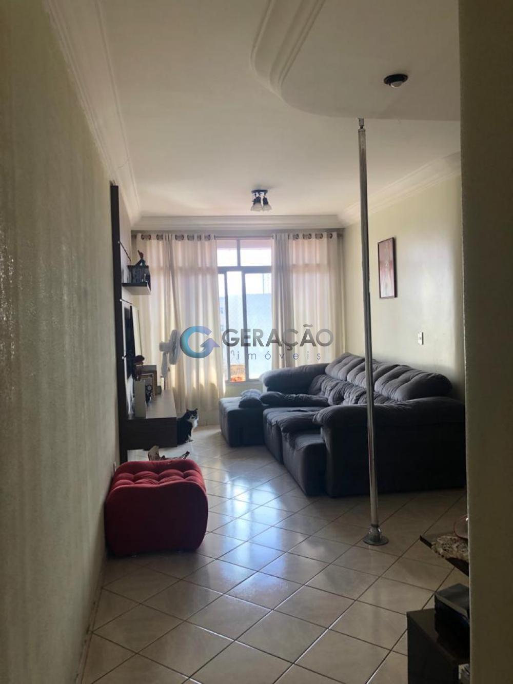 Comprar Apartamento / Padrão em São José dos Campos R$ 375.000,00 - Foto 4