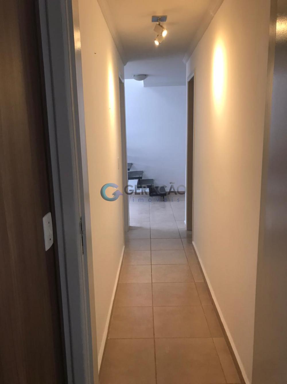 Comprar Apartamento / Cobertura em São José dos Campos R$ 385.000,00 - Foto 4