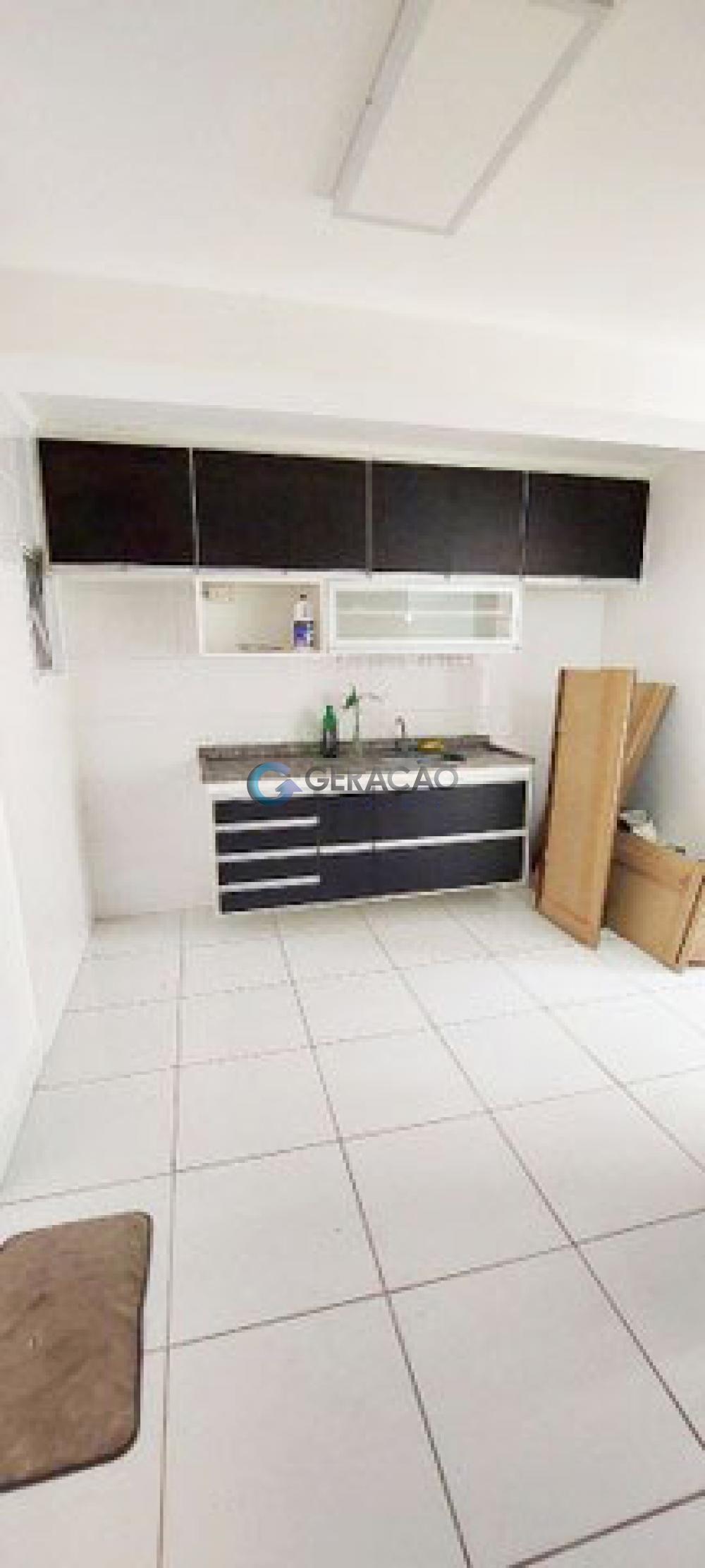 Comprar Apartamento / Padrão em São José dos Campos R$ 320.000,00 - Foto 3
