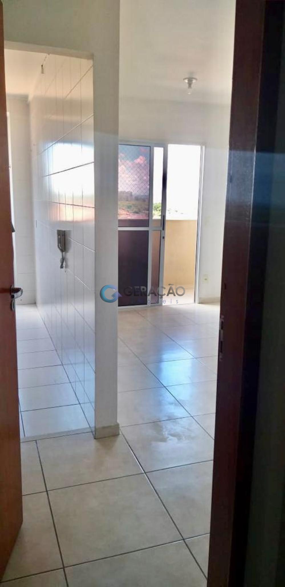 Comprar Apartamento / Flat em São José dos Campos R$ 256.000,00 - Foto 6