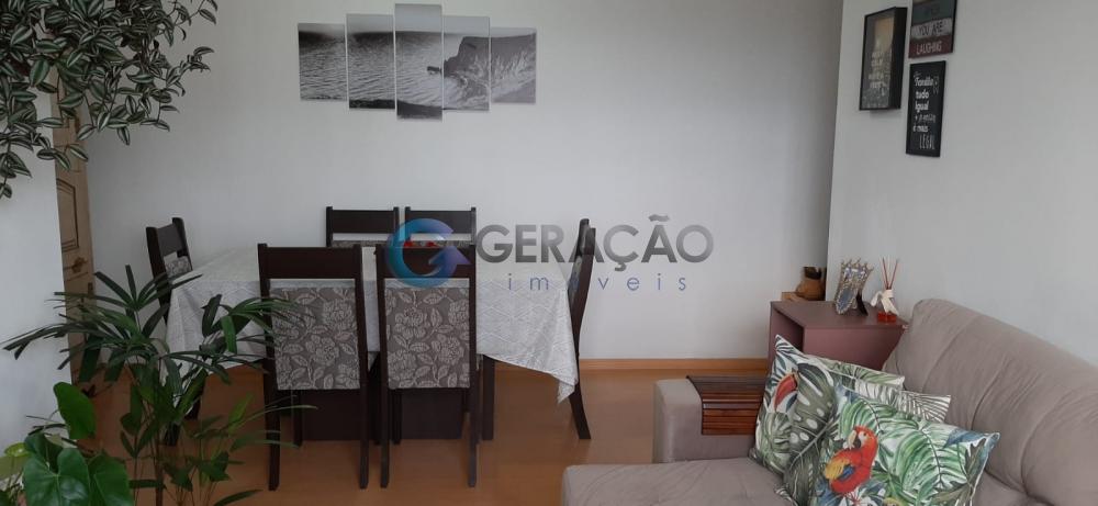 Comprar Apartamento / Padrão em São José dos Campos R$ 450.000,00 - Foto 2