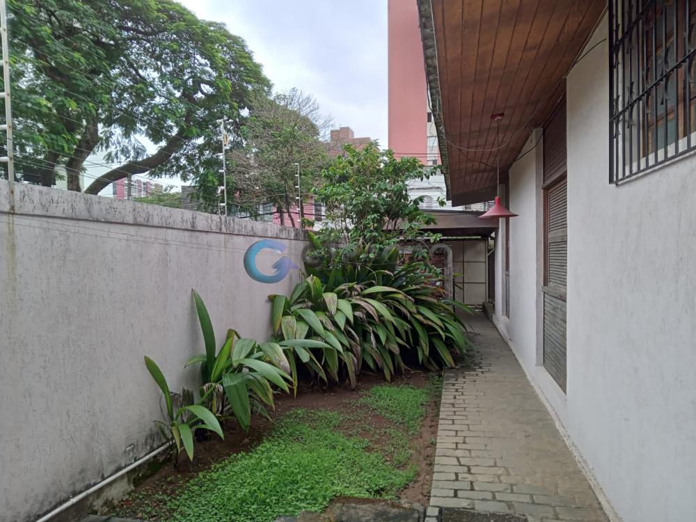 Comprar Casa / Padrão em São José dos Campos R$ 1.290.000,00 - Foto 24