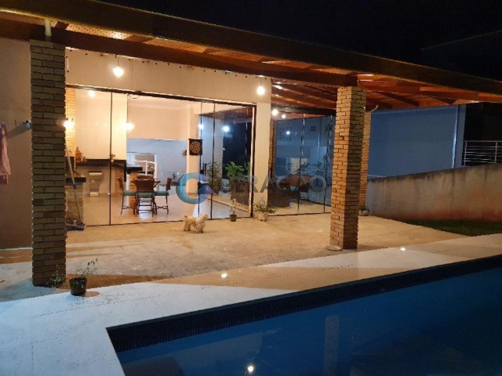 Comprar Casa / Condomínio em Jacareí R$ 2.190.000,00 - Foto 12