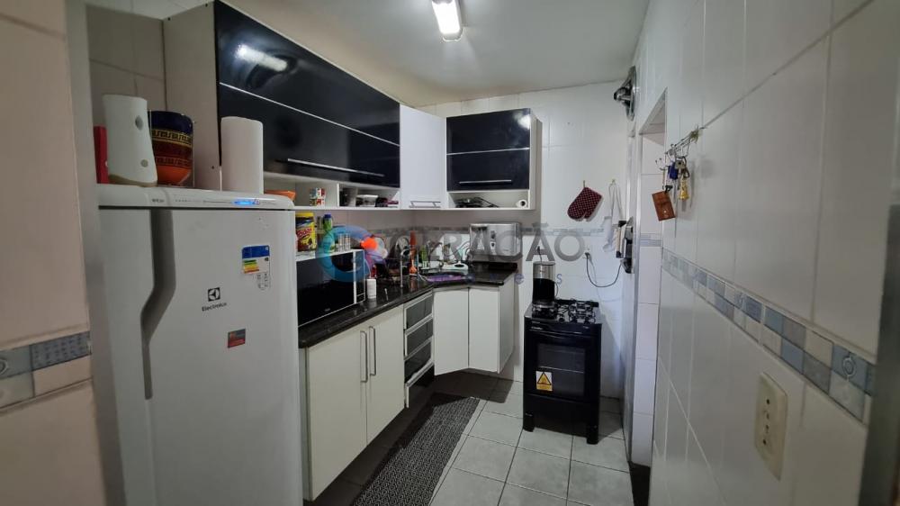 Comprar Apartamento / Padrão em São José dos Campos R$ 383.000,00 - Foto 4