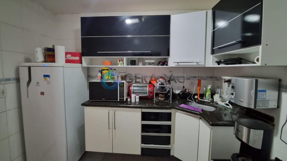 Comprar Apartamento / Padrão em São José dos Campos R$ 383.000,00 - Foto 5