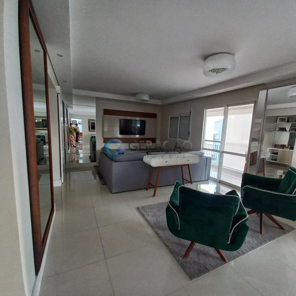 Comprar Apartamento / Padrão em São José dos Campos R$ 1.900.000,00 - Foto 3