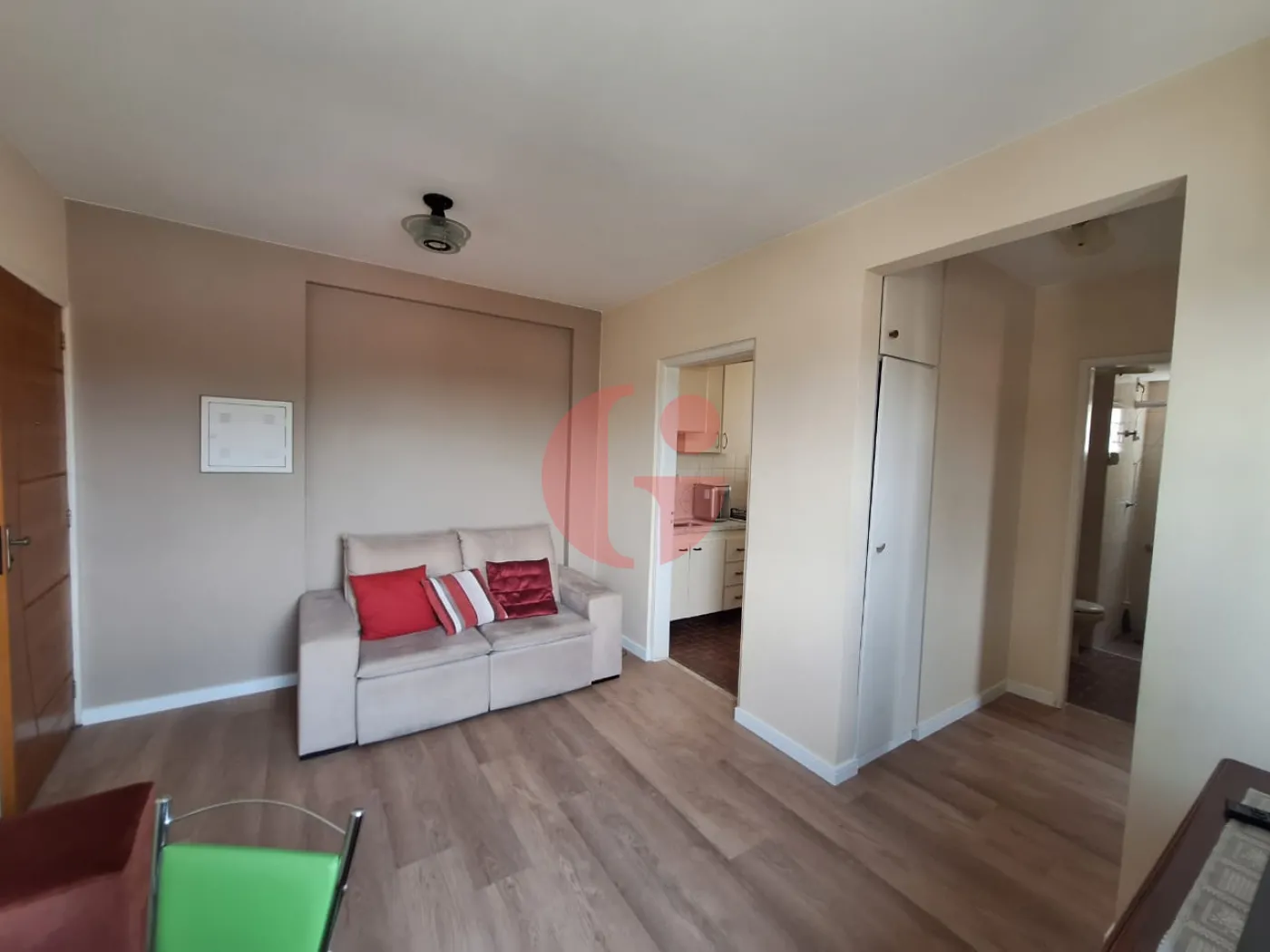 Comprar Apartamento / Padrão em São José dos Campos R$ 350.000,00 - Foto 2