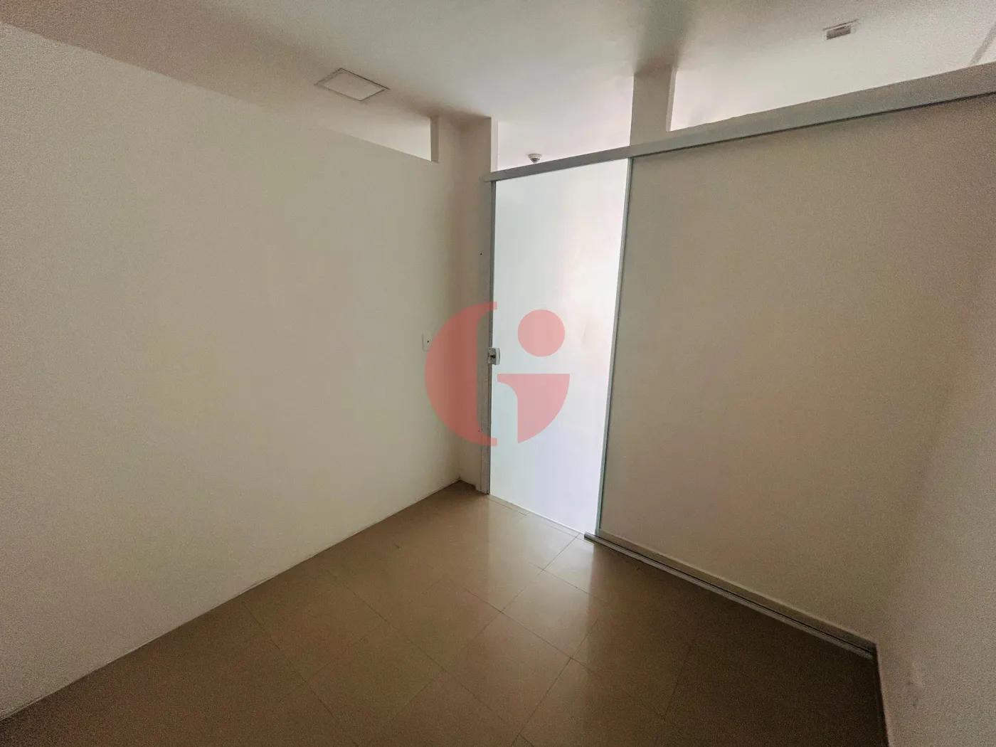 Alugar Comercial / Sala em Condomínio em São José dos Campos R$ 18,00 - Foto 7