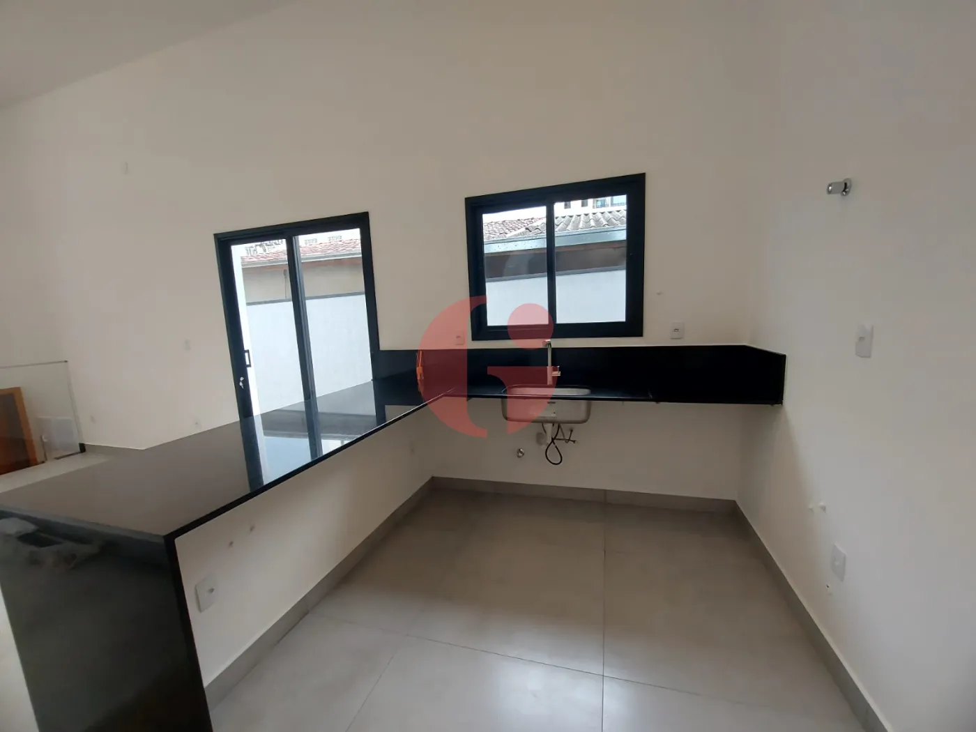 Comprar Casa / Padrão em São José dos Campos R$ 800.000,00 - Foto 3