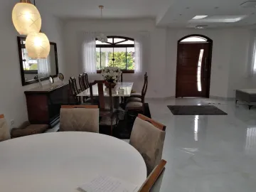 imagem 3 - Casa à venda com 05 dormitórios sendo 03 suítes- 960 m² de terreno- No bairro Jardim das Colinas imagem 3 - Casa à venda com 05 dormitórios sendo 03 suítes- 960 m² de terreno- No bairro Jardim das Colinas