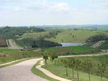 Terreno em Condomínio Fechado - 1.100,00m² no Alto da Ponte