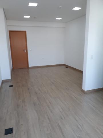 imagem 2 - Sala comercial para venda e locação com 29m² no centro de Jacareí imagem 2 - Sala comercial para venda e locação com 29m² no centro de Jacareí