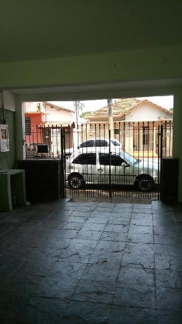 Alugar Casa / Padrão em São José dos Campos. apenas R$ 700.000,00