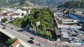 Alugar Terreno / Área em Caraguatatuba. apenas R$ 5.500.000,00