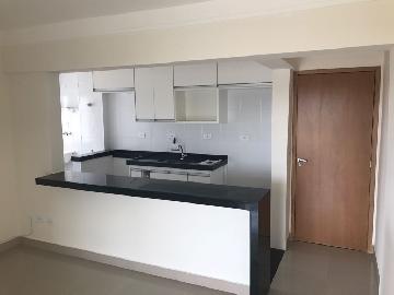 Alugar Apartamento / Padrão em São José dos Campos. apenas R$ 1.200,00