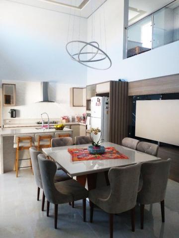 imagem 2 - Casa em Condomínio com 03 Dorm. - 236m² em Caçapava imagem 2 - Casa em Condomínio com 03 Dorm. - 236m² em Caçapava