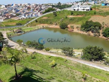 Terreno em Condomínio Fechado - 395m² de terreno no Conjunto Residencial Galo Branco, à 5 minutos do Centro!