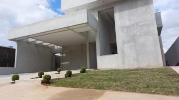 Alugar Casa / Condomínio em Caçapava. apenas R$ 929.000,00