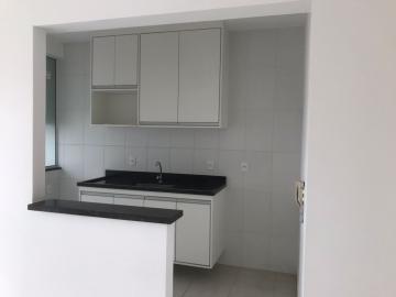 Apartamento para venda com 1 dormitório e 1 vaga de garagem com 46m² - Jardim Uirá