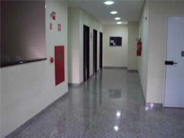 Sala Comercial em Condomínio - 44,00m² no Centro de SJC