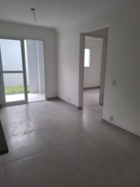 Alugar Apartamento / Padrão em Jacareí. apenas R$ 380.000,00