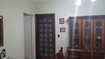 Casa a venda com 3 dormitórios na Vila Tatetuba em São José dos Campos