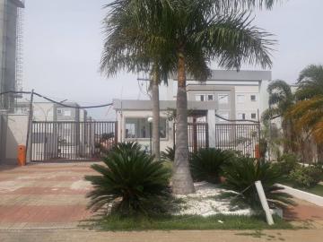 Apartamento / Padrão em São José dos Campos Alugar por R$700,00 Apartamento / Padrão em São José dos Campos Alugar por R$700,00