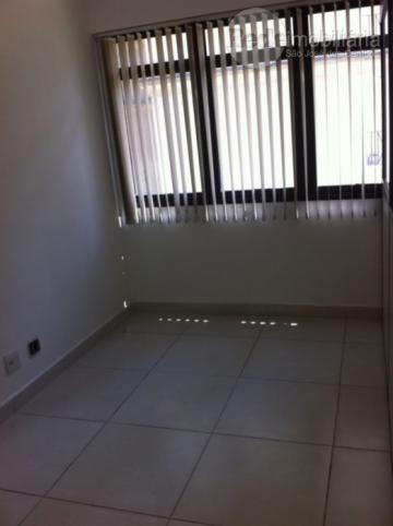 Comercial / Sala em Condomínio em São José dos Campos Alugar por R$1.400,00 Comercial / Sala em Condomínio em São José dos Campos Alugar por R$1.400,00