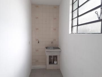 Apartamento / Padrão em São José dos Campos Alugar por R$1.100,00 Apartamento / Padrão em São José dos Campos Alugar por R$1.100,00
