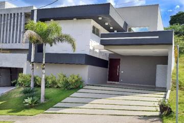 Casa em condomínio fechado para venda de 03 Dorm. e 03 Suítes - 200m² no Loteamento Verana