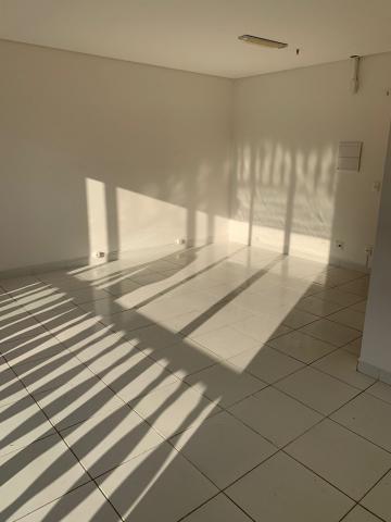 imagem 3 - Comercial - Sala imagem 3 - Comercial - Sala